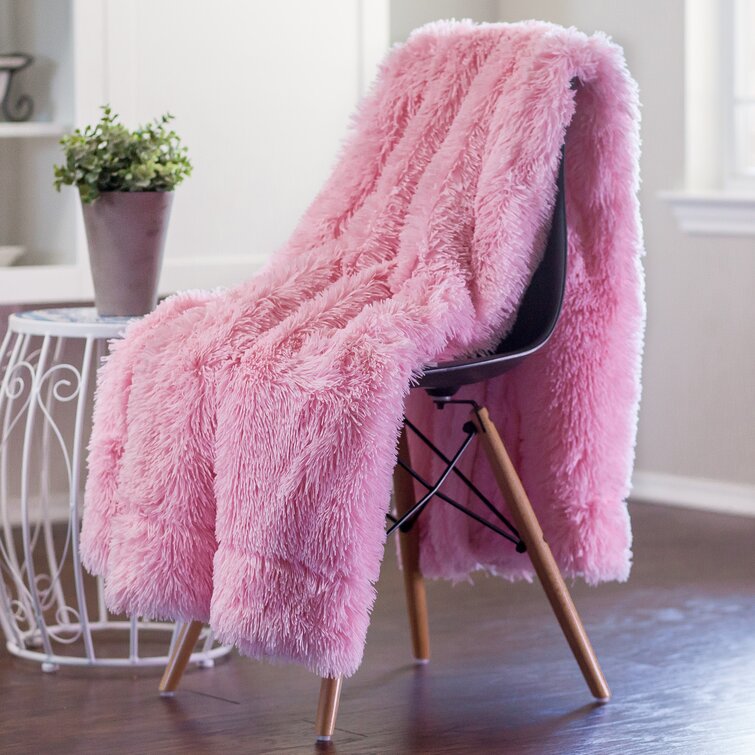 Pink fur throw discount blanket